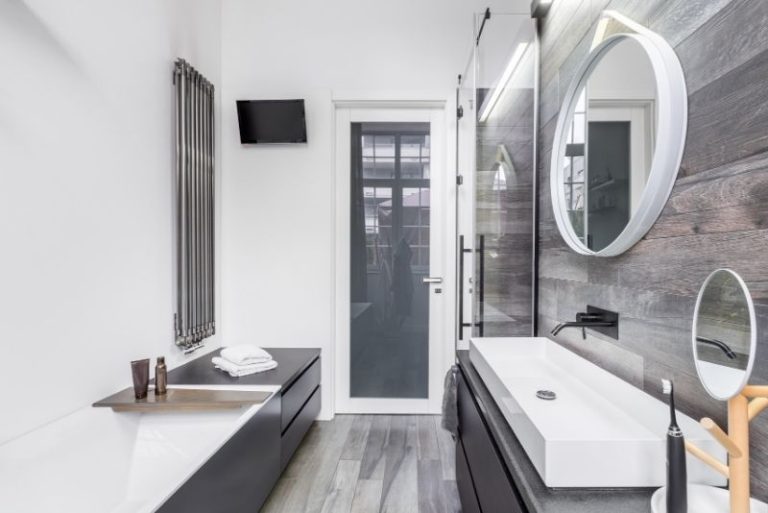 Bathroom with classic, timeless design choices